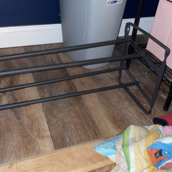 New Condition Adjustable Shoe Rack With 2 Shelves - Picture 7 of 8
